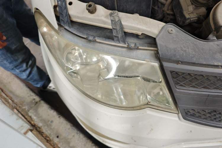 Used Wuling Hongguang 2015 1.5L S Basic Version China V Standard Right Front Headlight