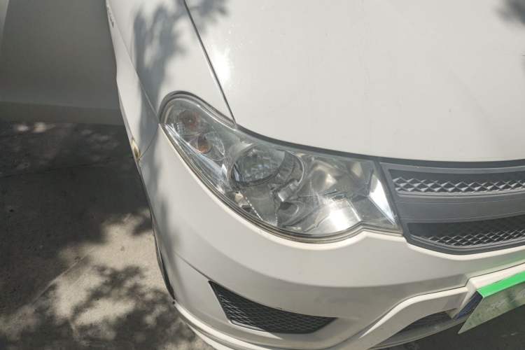 Used Wuling Hongguang 2015 1.5L S Basic Version China V Standard Right Front Headlight