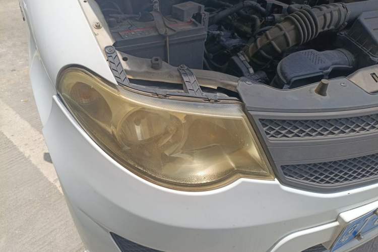 Used Wuling Hongguang 2015 1.5L S Basic Version China V Standard Right Front Headlight