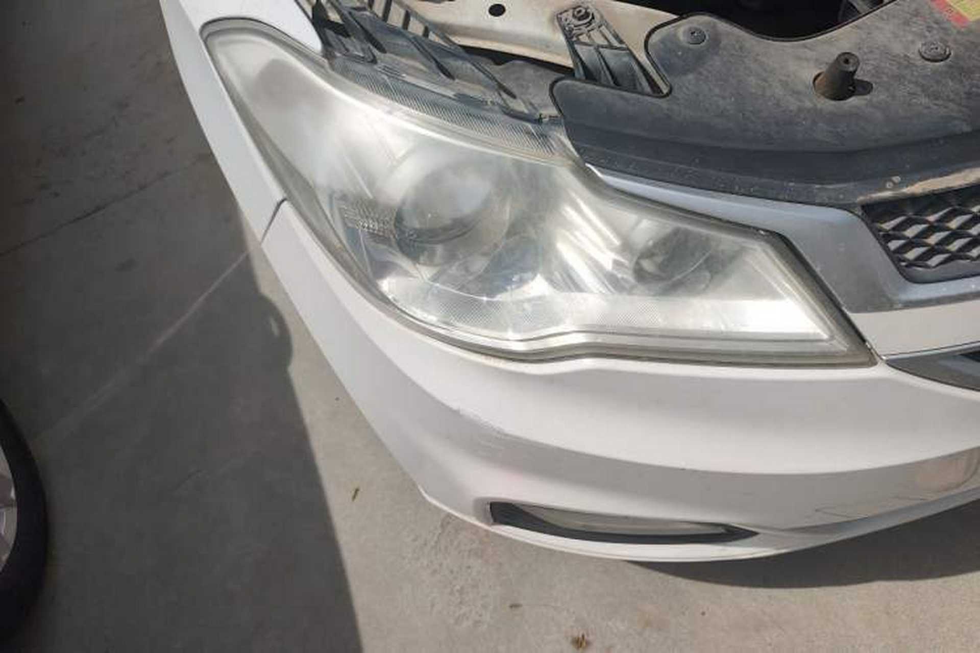 Used Wuling Hongguang 2015 1.5L S1 Standard China V-Emission Standards Right Front Headlight