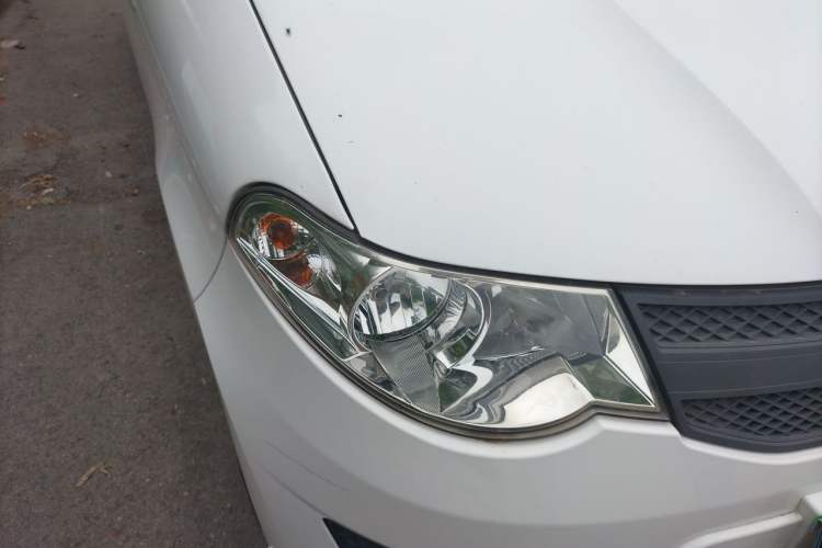 Used Wuling Hongguang 2015 1.2L S Base Model China V Standard Right Front Headlight