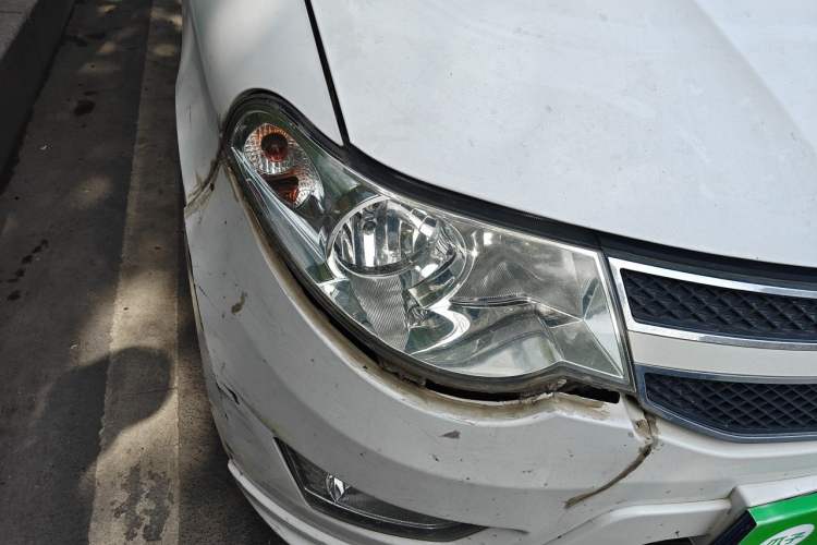Used Wuling Hongguang 2015 1.5L S Basic Version China V Standard Right Front Headlight