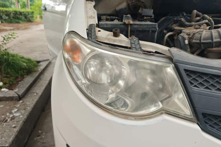 Used Wuling Hongguang 2015 1.2L S Base Model China V Standard Right Front Headlight