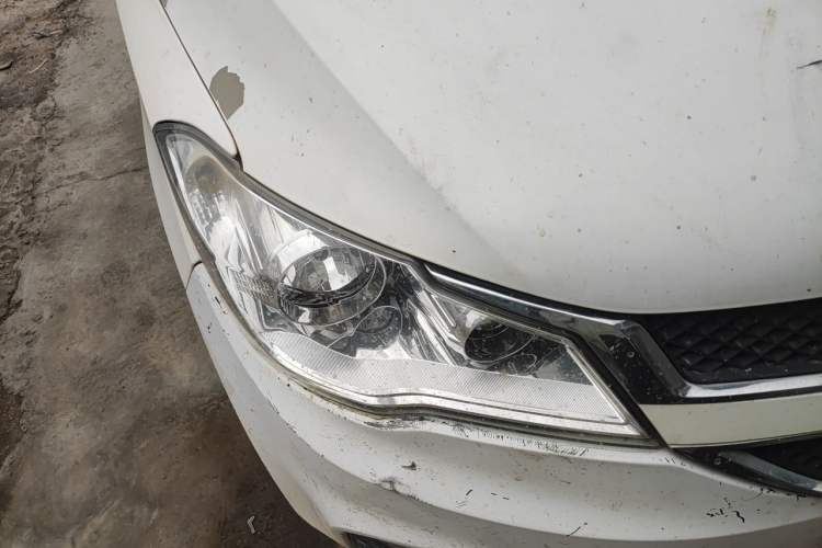 Used Wuling Hongguang 2015 1.5L S1 Comfort China V Standard Right Front Headlight