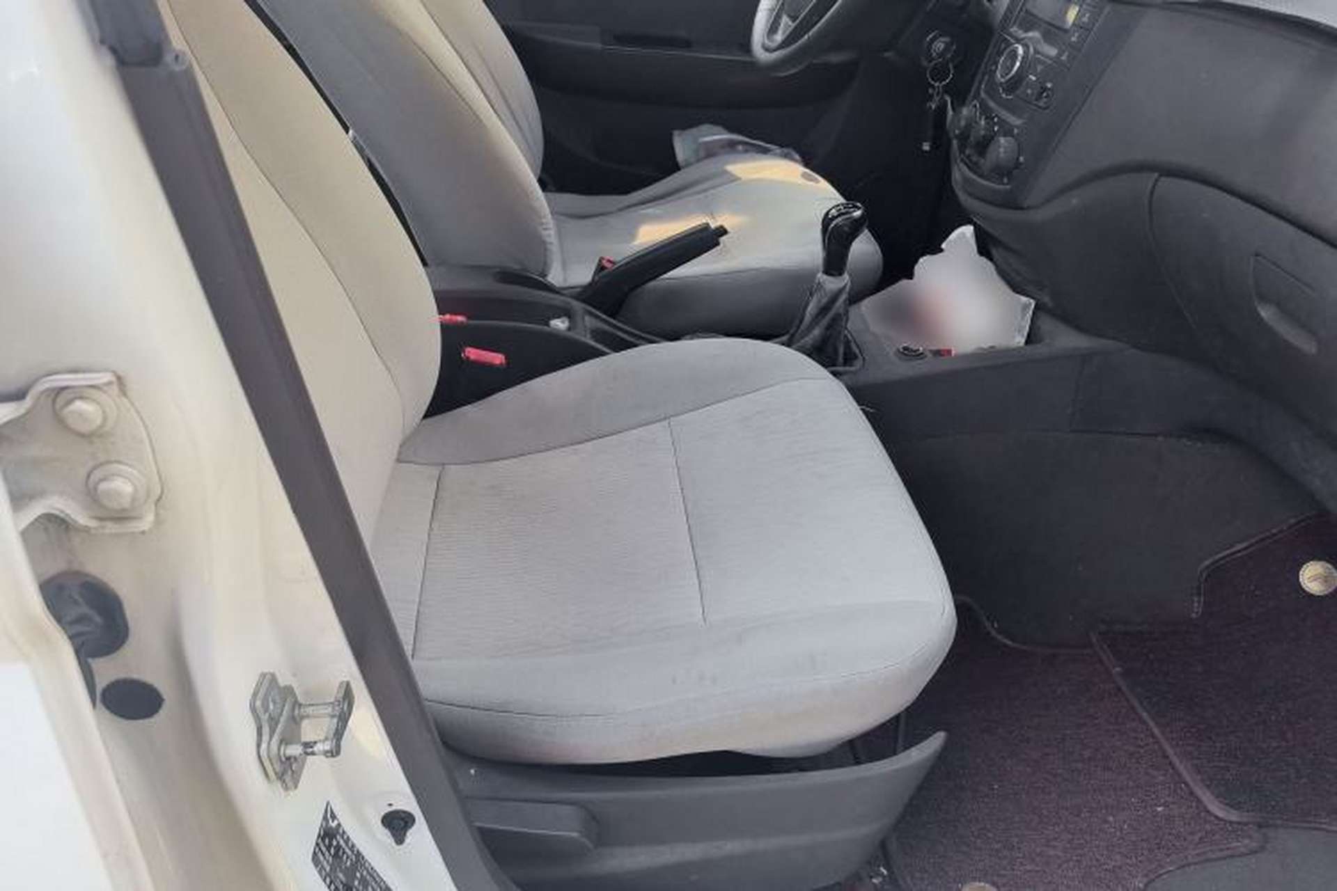 Used Wuling Hongguang 2015 1.2L S Base Model China IV Right Front Seat