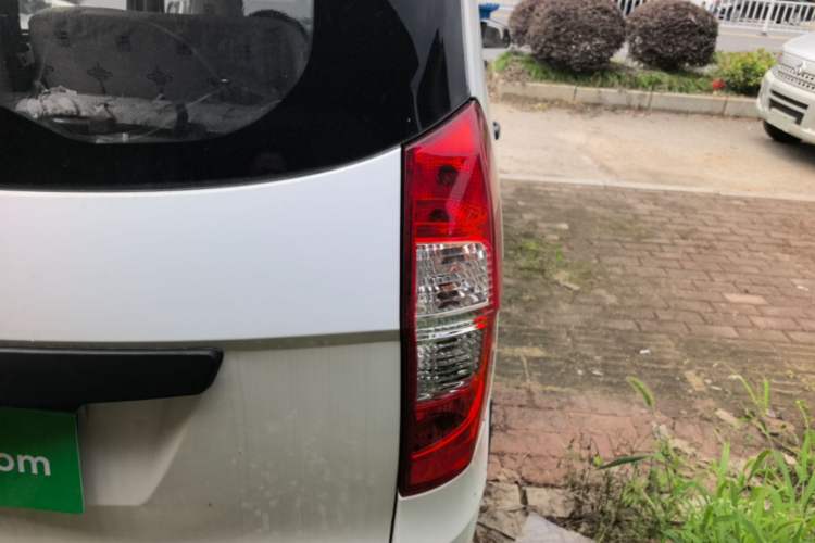 Used Wuling Hongguang 2015 1.2L S Base Model China V Standard Right Rear Taillight