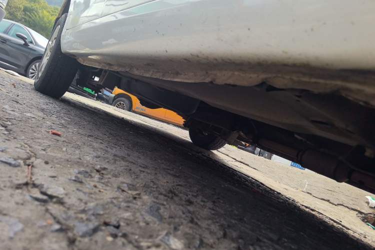 Used Wuling Hongguang 2015 1.2L S Base Model China IV Right Side Sill