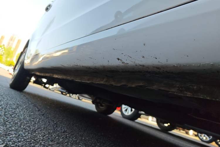 Used Wuling Hongguang 2015 1.5L S Basic Version China V Standard Right Side Sill