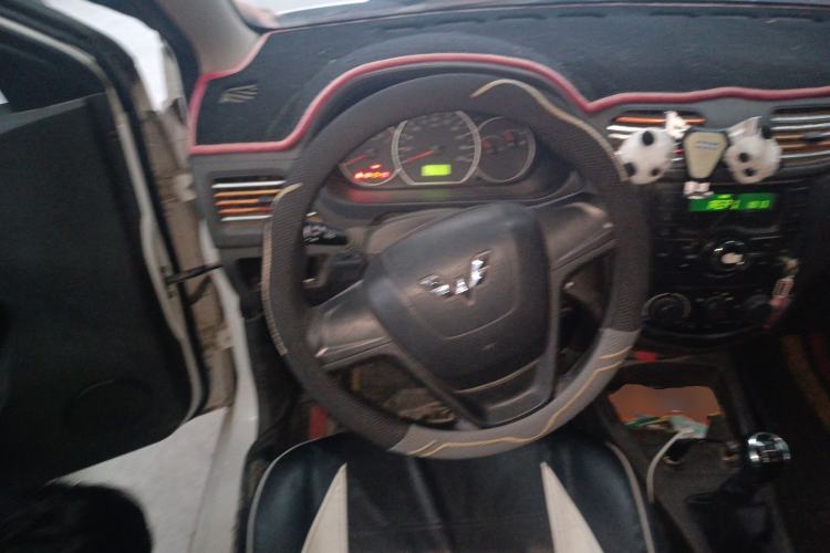Used Wuling Hongguang 2015 1.2L S Base Model China V Standard Steering Wheel