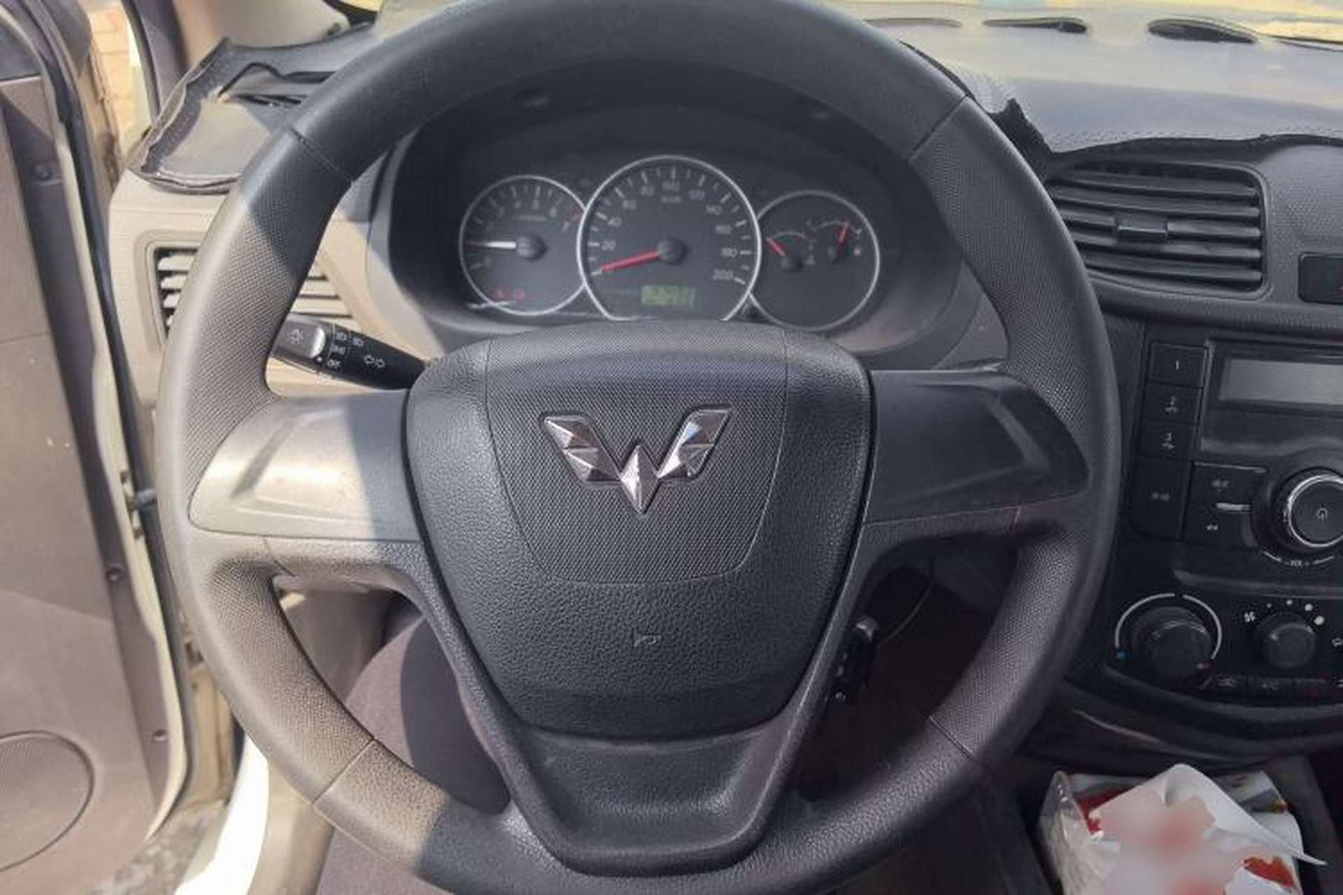 Used Wuling Hongguang 2015 1.2L S Base Model China IV Steering Wheel