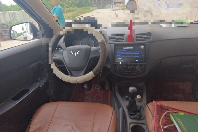 Used Wuling Hongguang 2015 1.2L S Base Model China V Standard Steering Wheel