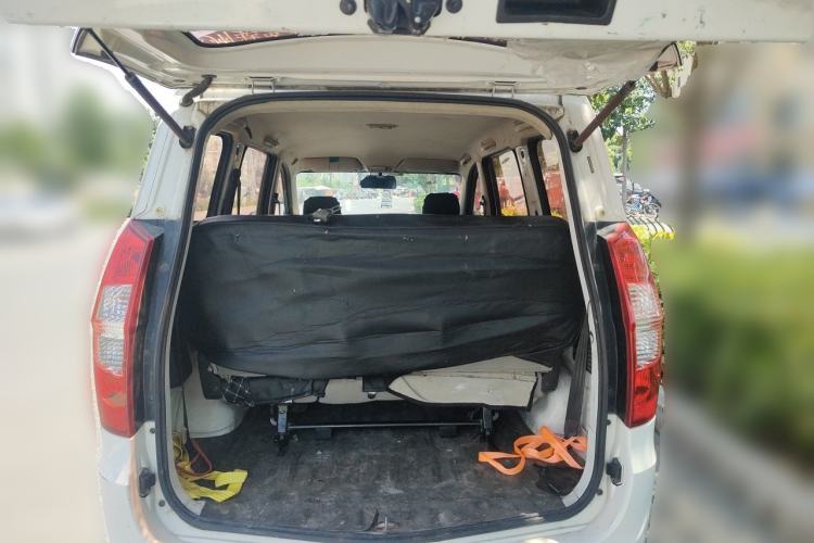 Used Wuling Hongguang 2015 1.5L S Base Model China IV Trunk