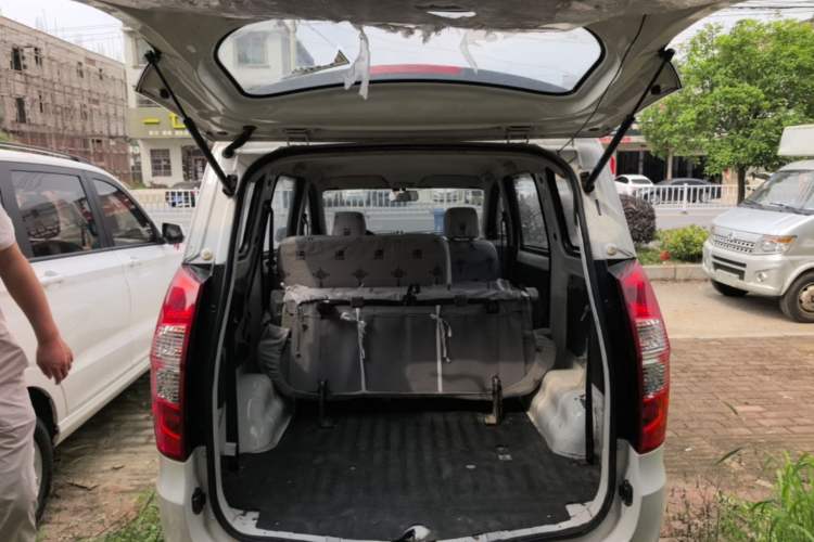 Used Wuling Hongguang 2015 1.2L S Base Model China V Standard Trunk