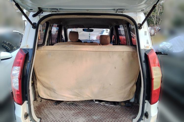 Used Wuling Hongguang 2015 1.5L S Base Model China IV Trunk