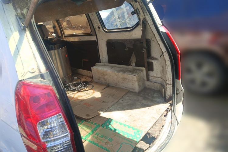 Used Wuling Hongguang 2015 1.2L S Base Model China IV Trunk