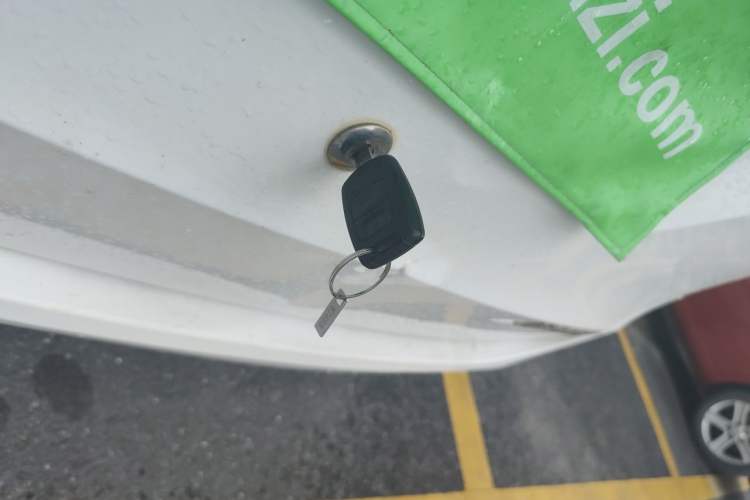 Used Wuling Hongguang 2015 1.5L S1 Standard China V-Emission Standards Vehicle Key