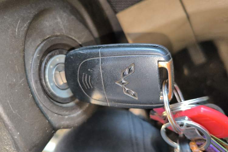 Used Wuling Hongguang 2015 1.5L S1 Comfort China V Standard Vehicle Key