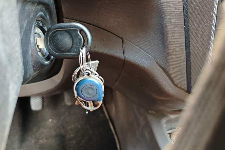 Used Wuling Hongguang 2015 1.5L S Basic Version China V Standard Vehicle Key