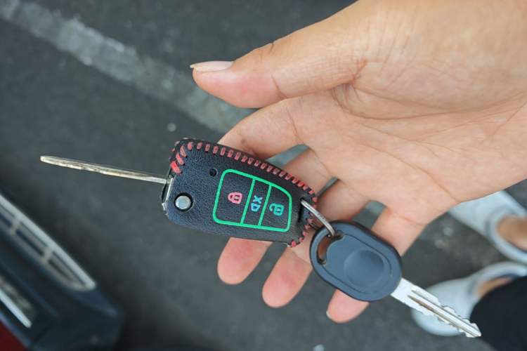 Used Wuling Hongguang 2015 1.5L S Basic Version China V Standard Vehicle Key