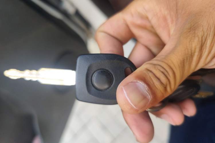 Used Wuling Hongguang 2015 1.2L S Base Model China V Standard Vehicle Key