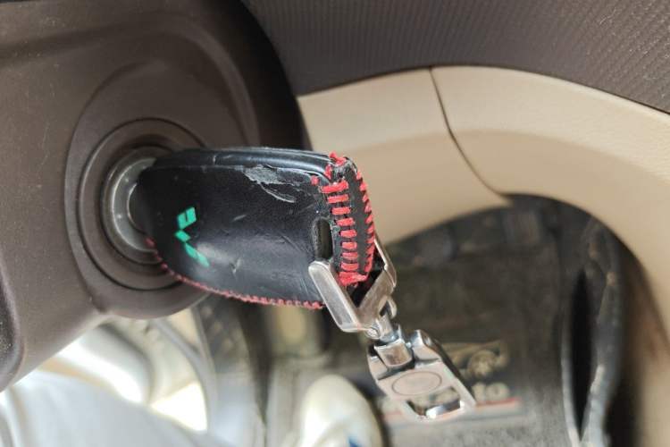 Used Wuling Hongguang 2015 1.5L S1 Comfort China V Standard Vehicle Key