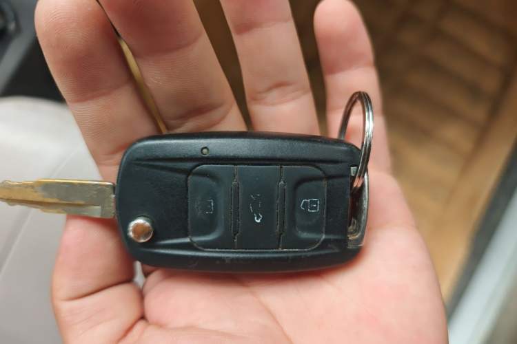 Used Wuling Hongguang 2015 1.2L S Base Model China V Standard Vehicle Key
