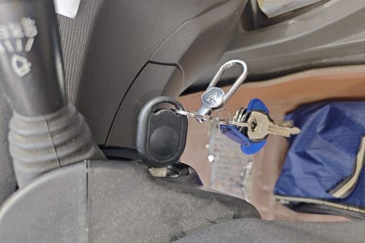Used Wuling Hongguang 2015 1.5L S Basic Version China V Standard Vehicle Key