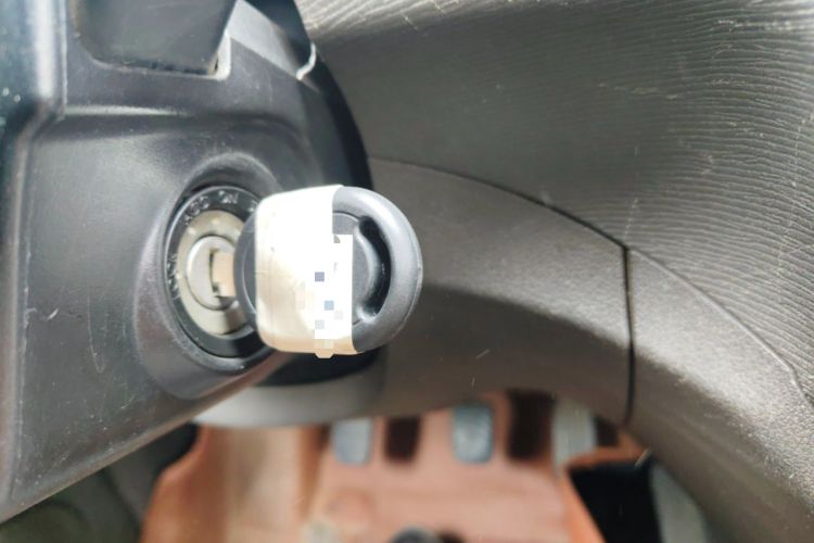 Used Wuling Hongguang 2015 1.2L S Base Model China V Standard Vehicle Key