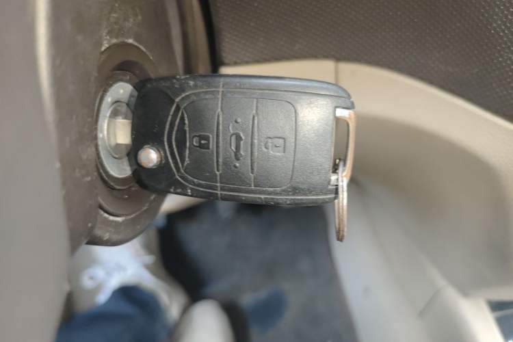 Used Wuling Hongguang 2015 1.5L S1 Comfort China V Standard Vehicle Key