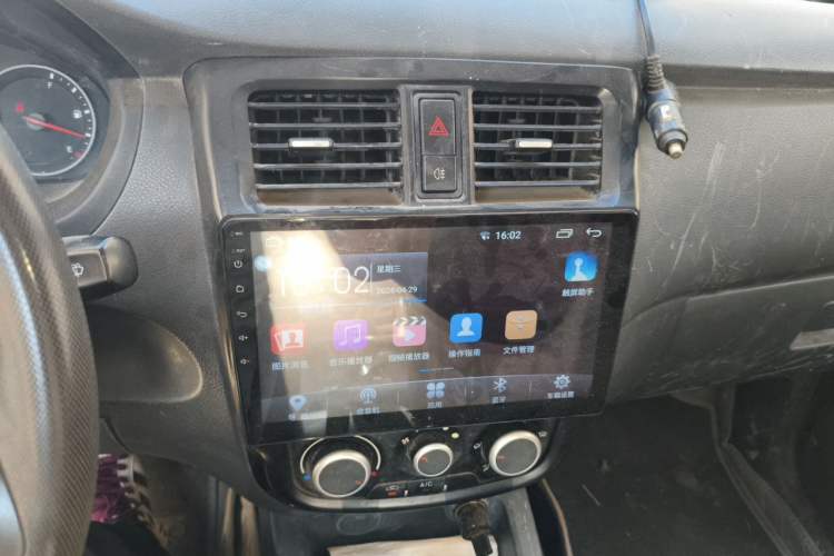 Used Wuling Hongguang 2015 1.2L S Base Model China V Standard Audio And AC Panel