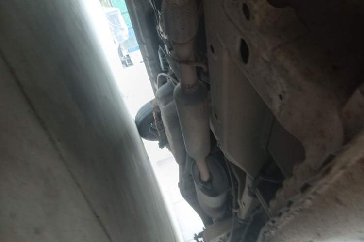 Used Wuling Hongguang 2015 1.5L S Basic Version China V Standard Chassis Front Left