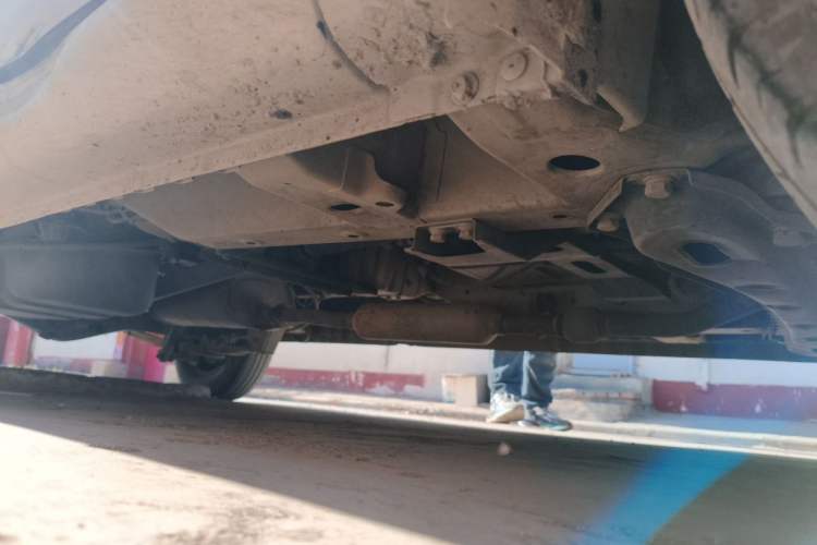Used Wuling Hongguang 2015 1.2L S Base Model China V Standard Chassis Front Right