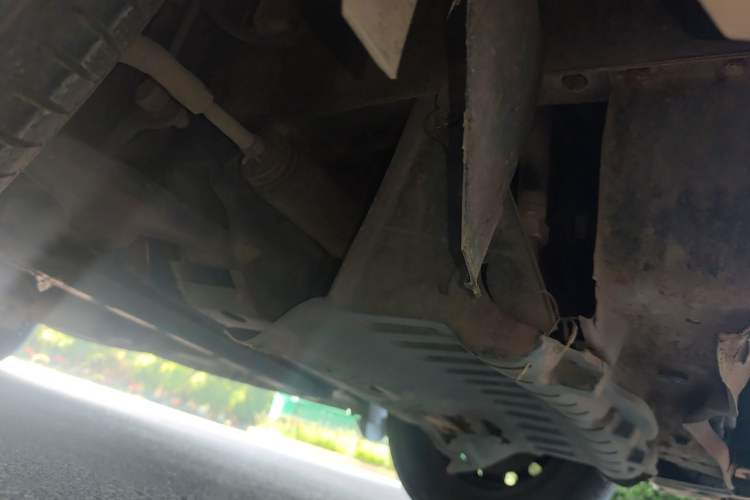 Used Wuling Hongguang 2015 1.5L S Basic Version China V Standard Chassis Front Right