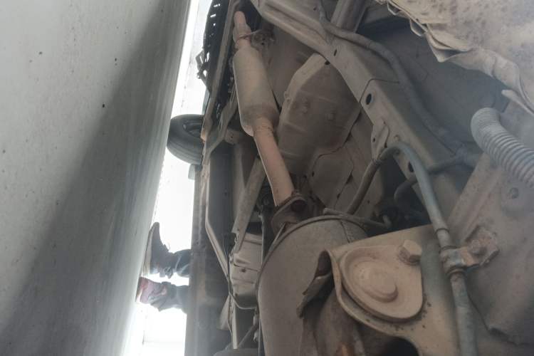 Used Wuling Hongguang 2015 1.5L S Basic Version China V Standard Chassis Rear Left