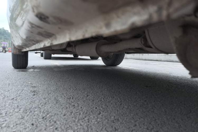 Used Wuling Hongguang 2015 1.5L S1 Standard China V-Emission Standards Chassis Rear Left