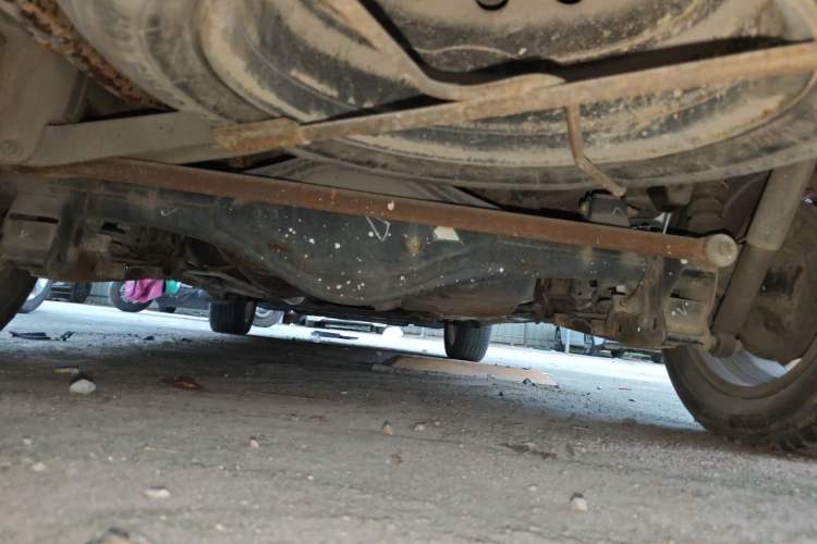 Used Wuling Hongguang 2015 1.5L S1 Standard China V-Emission Standards Chassis Rear