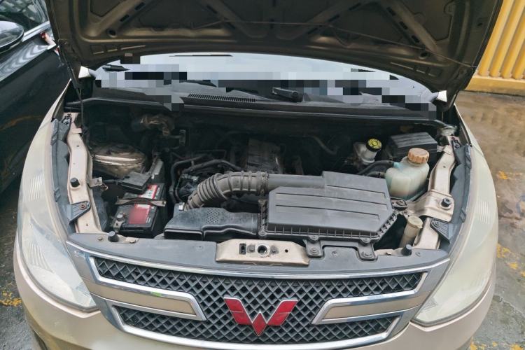 Used Wuling Hongguang 2015 1.5L S1 Standard China V-Emission Standards Engine Bay