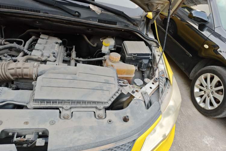 Used Wuling Hongguang 2015 1.5L S1 Standard China V-Emission Standards Engine Bay Left