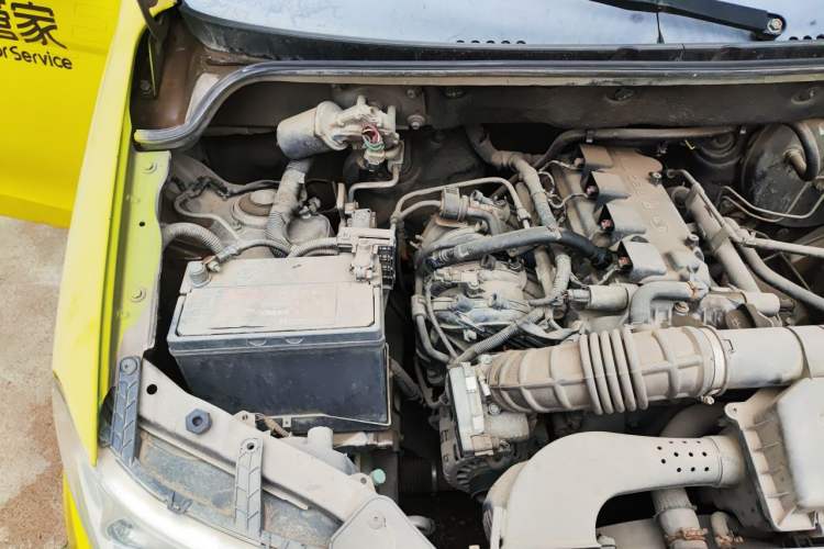Used Wuling Hongguang 2015 1.5L S Base Model China IV Engine Bay Right