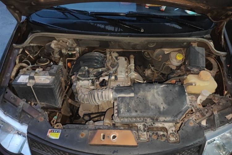 Used Wuling Hongguang 2015 1.2L S Base Model China V Standard Engine Bay