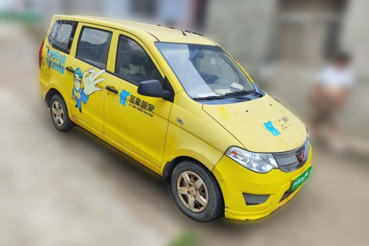 Used Wuling Hongguang 2015 1.5L S Base Model China IV Front Right 45 Deg