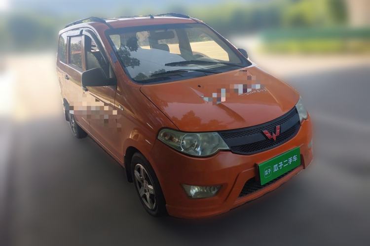Used Wuling Hongguang 2015 1.5L S Basic Version China V Standard Front Right 45 Deg