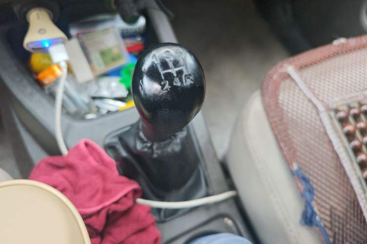 Used Wuling Hongguang 2015 1.5L S1 Standard China V-Emission Standards Gear Lever