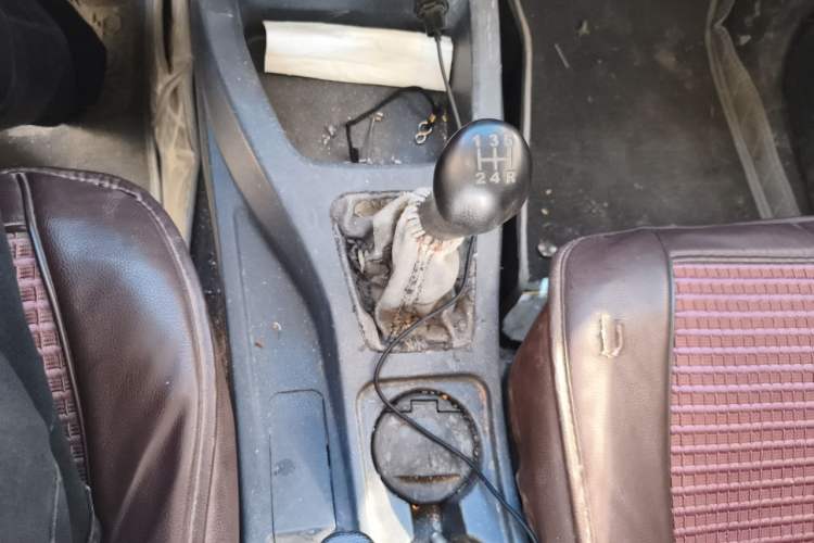 Used Wuling Hongguang 2015 1.2L S Base Model China V Standard Gear Lever