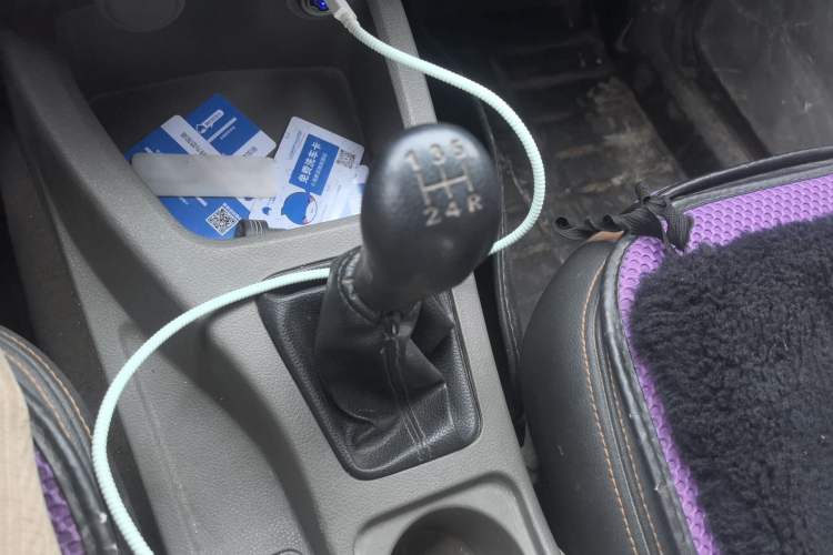 Used Wuling Hongguang 2015 1.5L S1 Standard China V-Emission Standards Gear Lever