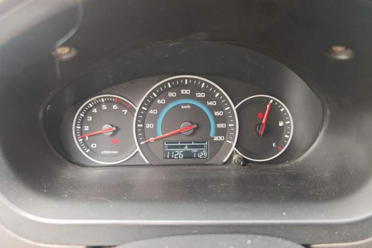 Used Wuling Hongguang 2015 1.5L S1 Standard China V-Emission Standards Instrument Cluster