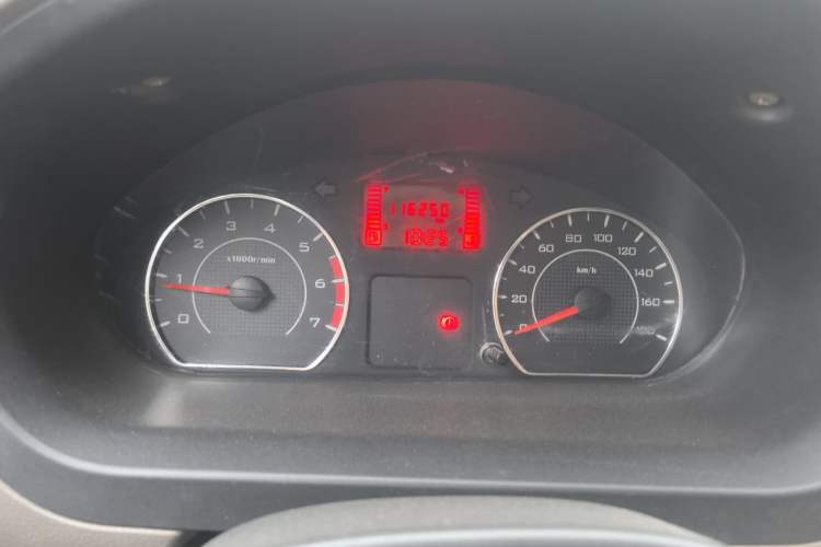 Used Wuling Hongguang 2015 1.5L S1 Standard China V-Emission Standards Instrument Cluster