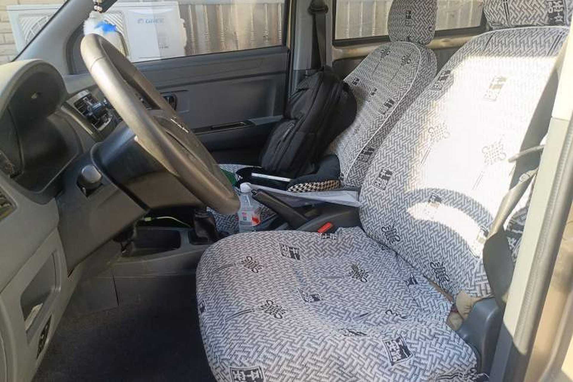 Used Wuling Hongguang 2015 1.5L S Basic Version China V Standard Left Front Seat