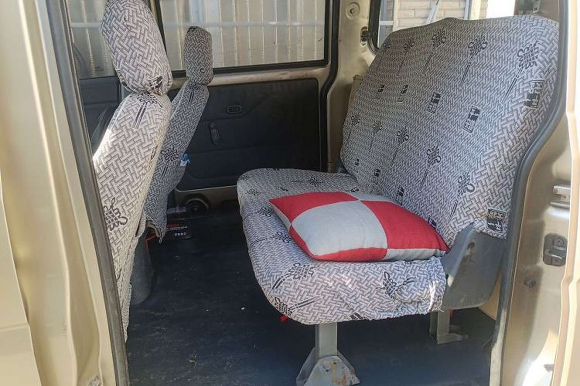 Used Wuling Hongguang 2015 1.5L S Basic Version China V Standard Left Rear Seat