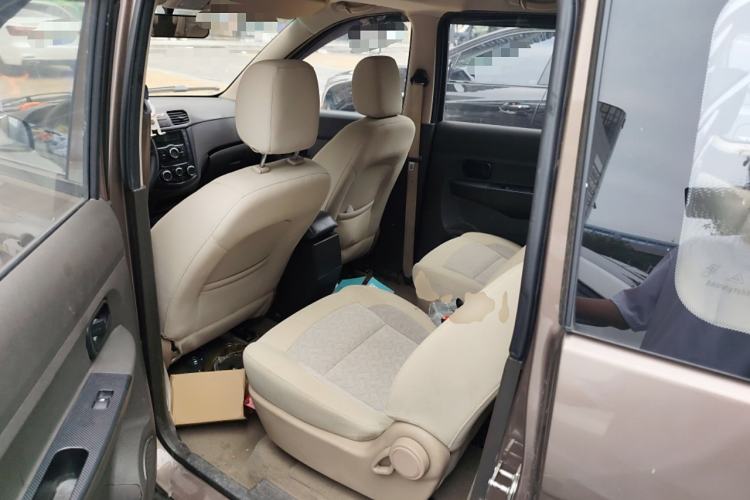 Used Wuling Hongguang 2015 1.5L S Basic Version China V Standard Left Rear Seat